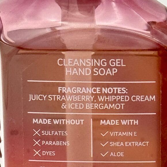 Bath & Body Works Winter Hand Soaps Strawberry Snowflakes Baking Spirits Bright - Picture 5 of 6